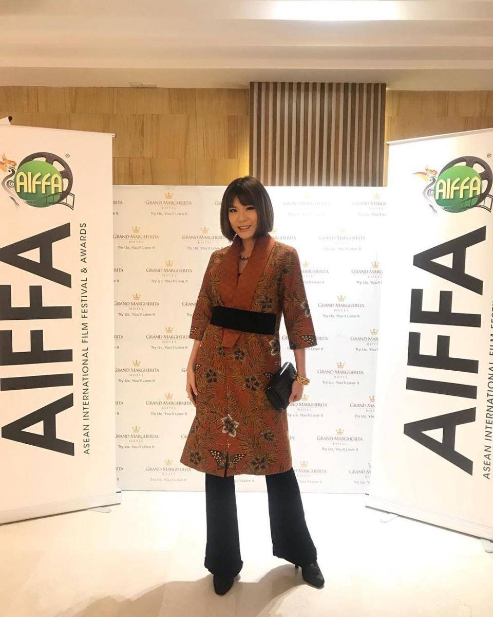 Kebaya dan Batik Olga Lydia (instagram.com/olgaly_dia)