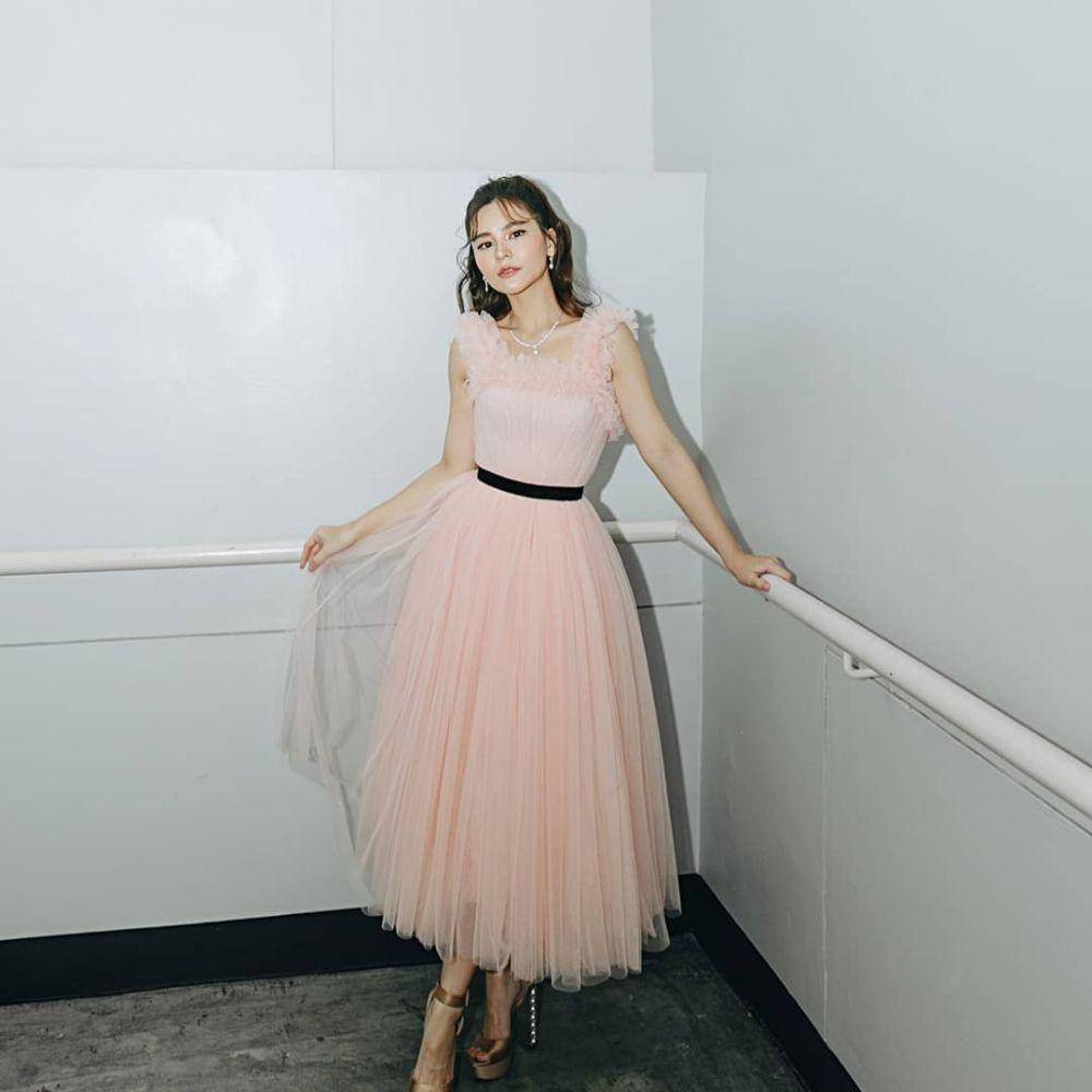 Aom Sushar (instagram.com/aom_sushar)