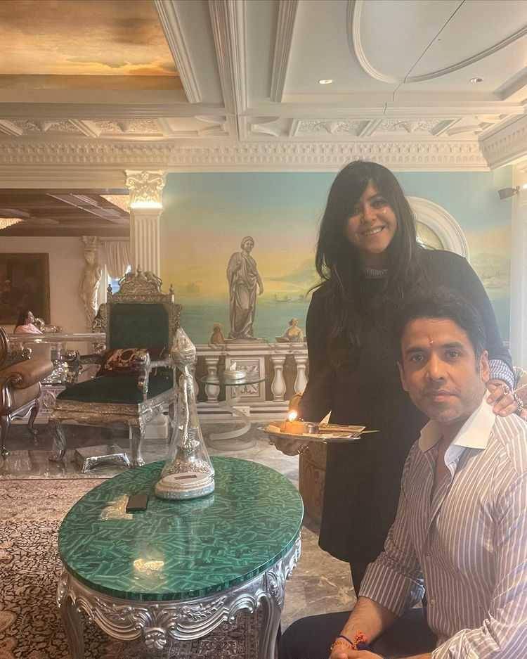 Ekta dan Tusshar Kapoor (instagram.com/tusshark89)