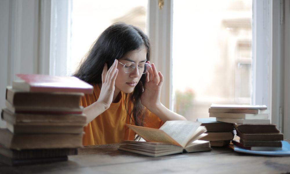 Terkesan Sepele, 6 Jenis Overthinking Ini Sering Bikin Stress Sendiri