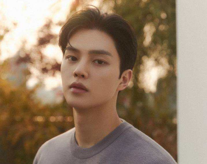 potret Song Kang (instagram.com/songkang_b)
