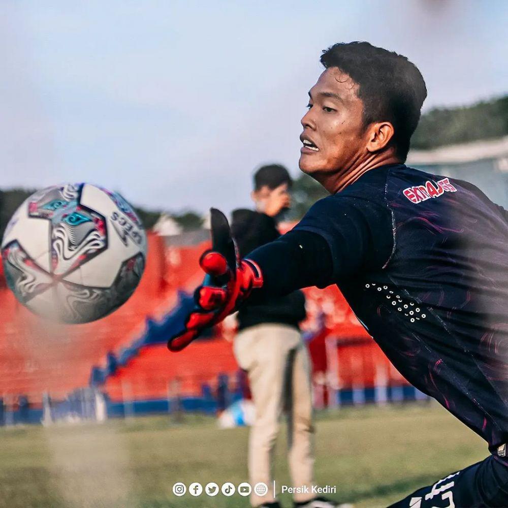 Pemain Persik Kediri saat berlatih di Stadion Brawijaya Kediri. IDN TImes/ instagram PersikOfficia