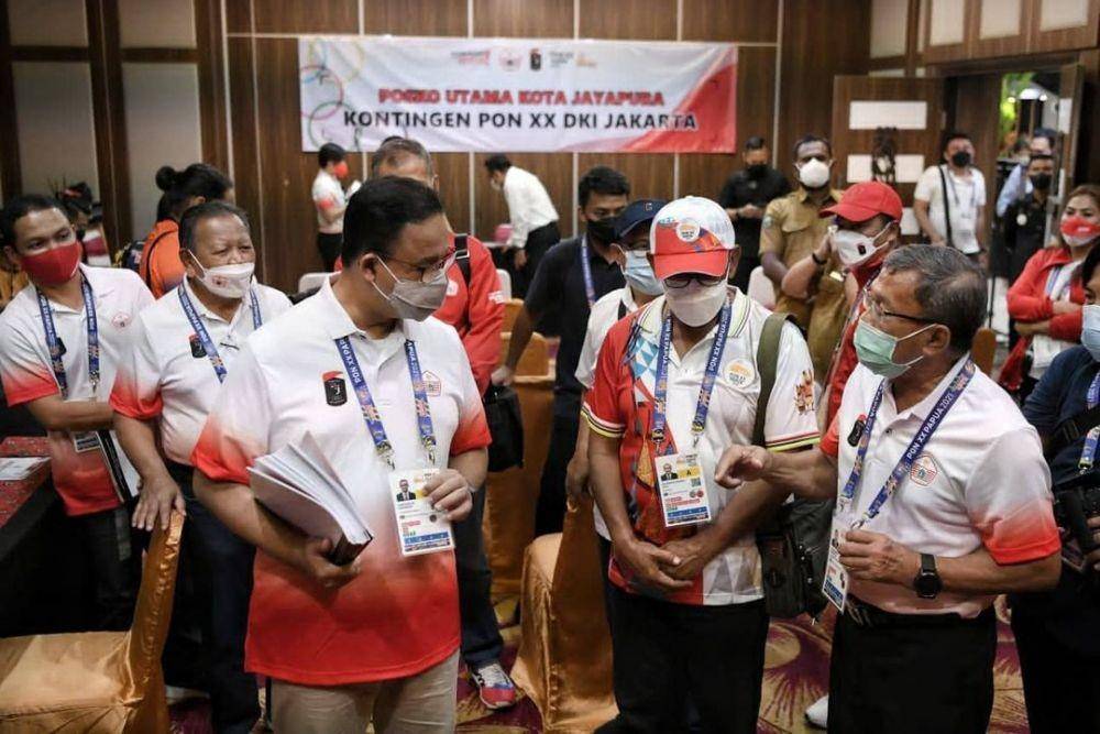 Gubernur DKI Jakarta Anies Baswedan membagikan momen saat dia menyambangi tim DKI Jakarta di Pekan Olahraga Nasional (PON) XX Papua pada Selasa (12/10/2021) (Dok. Pemprov DKI Jakarta)