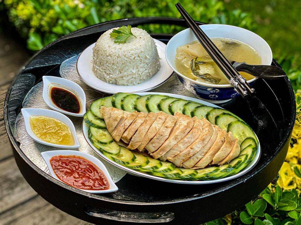 ilustrasi ayam hainan (instagram.com/zarskitchen)