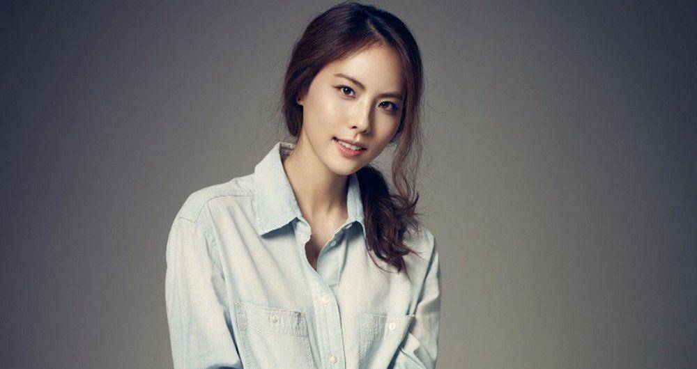 Park Ji Yoon (allkpop.com)