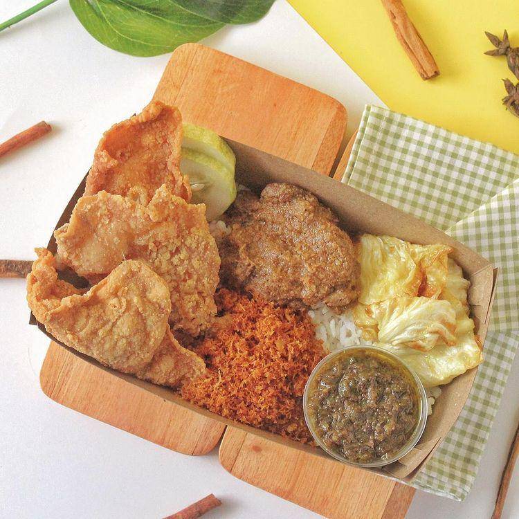 Nasi Kulit Pas Kantong (instagram.com/nasikulitpaskantong)