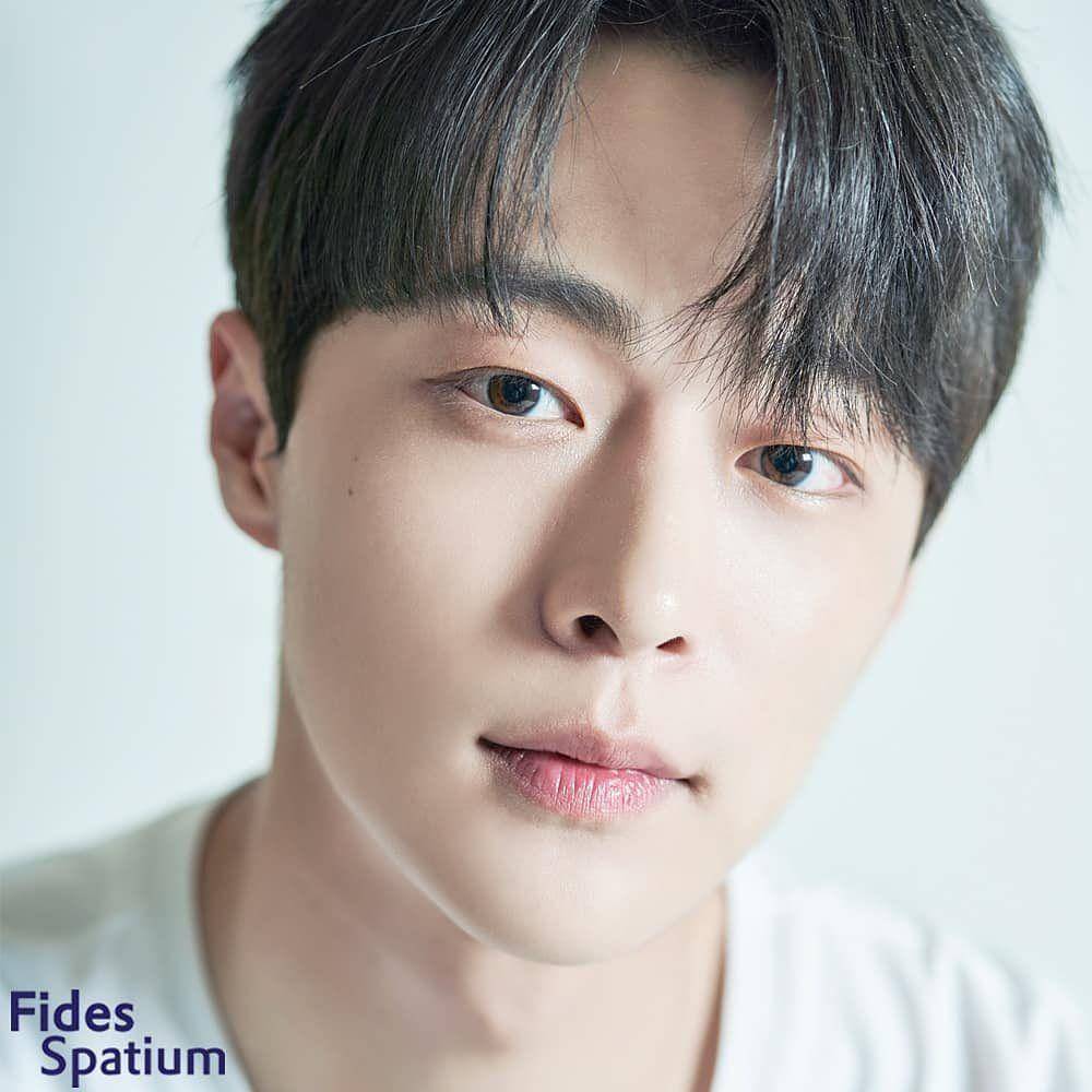 Bae In Hyuk (instagram.com/inhyuk_bb)