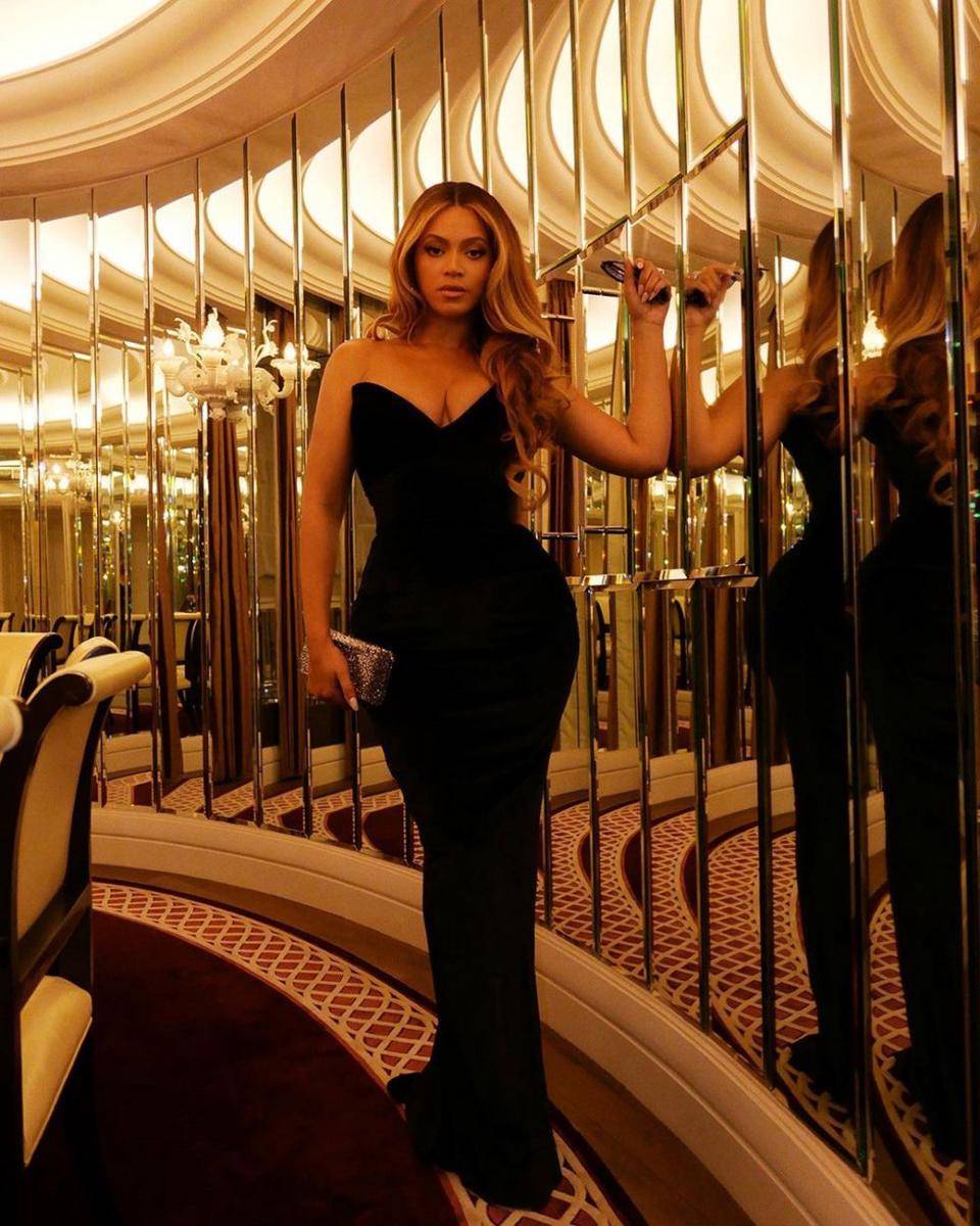 Beyonce (instagram.com/beyonce)