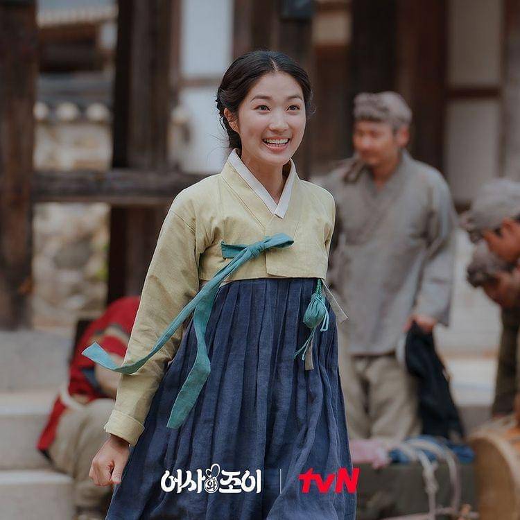 potret Kim Hye Yoon dalam still cut drama Inspector Joy (instagram.com/tvn_drama)