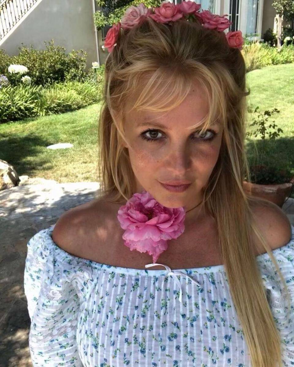 Britney Spears (instagram.com/britneyspears)