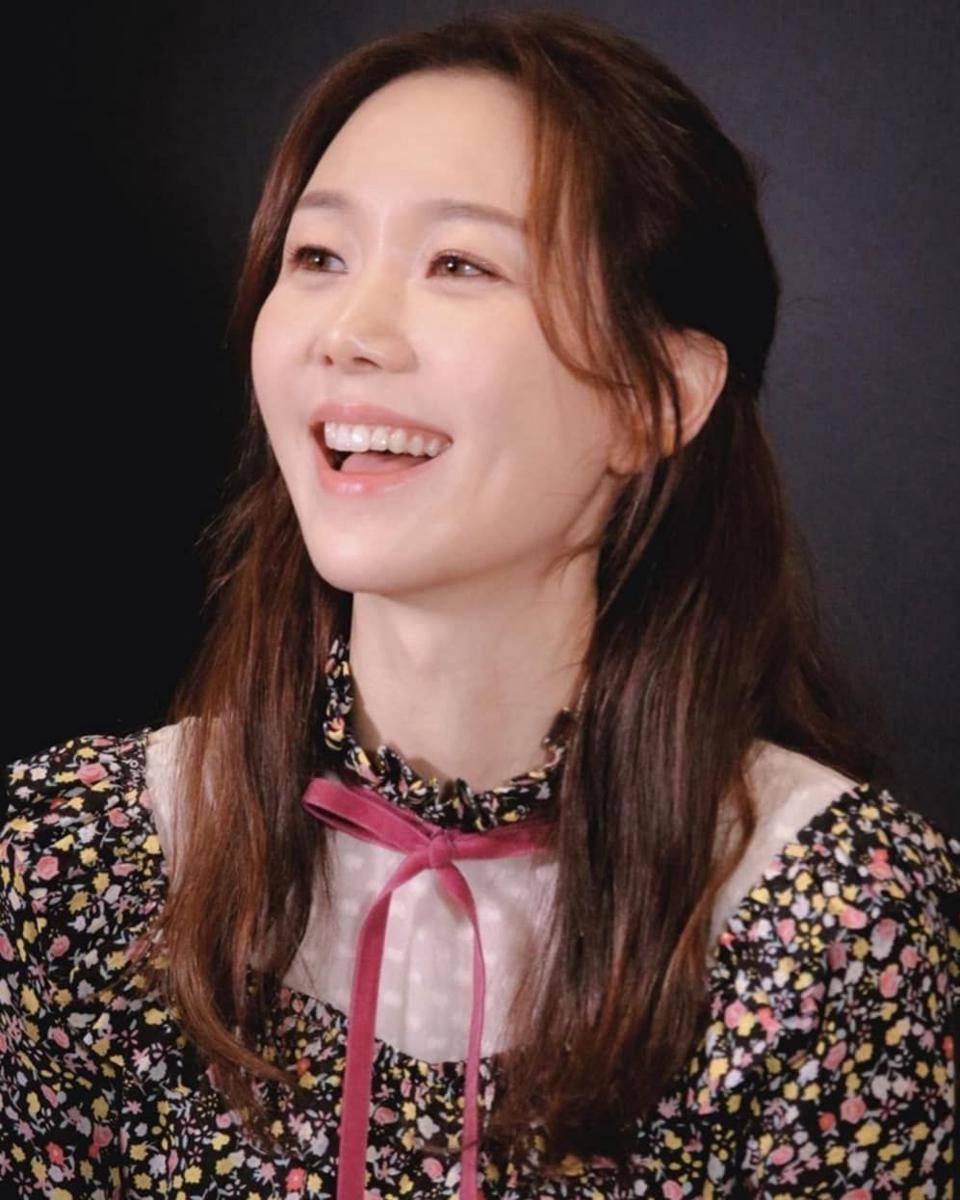 Lee Yoo Young (instagram.com/__youyoung__)