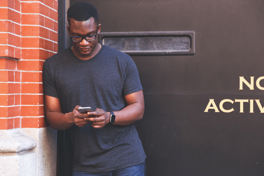 [QUIZ] Dari Zodiak Cowokmu, Ini Alasan Mereka Masih Kontak Mantannya