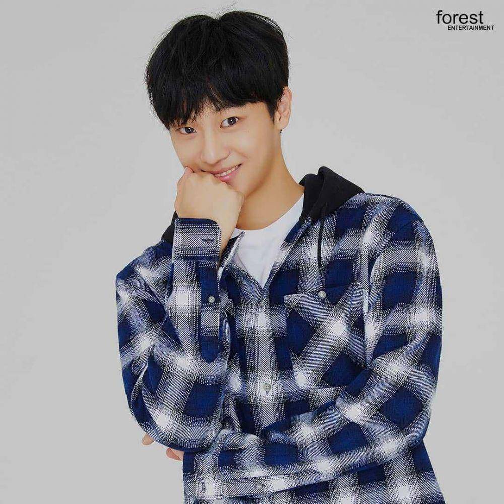 Lee Shin Young (instagram.com/forest_entertainment)