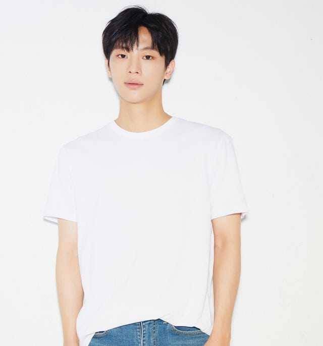 Lee Shin Young (instagram.com/forest_entertainment)