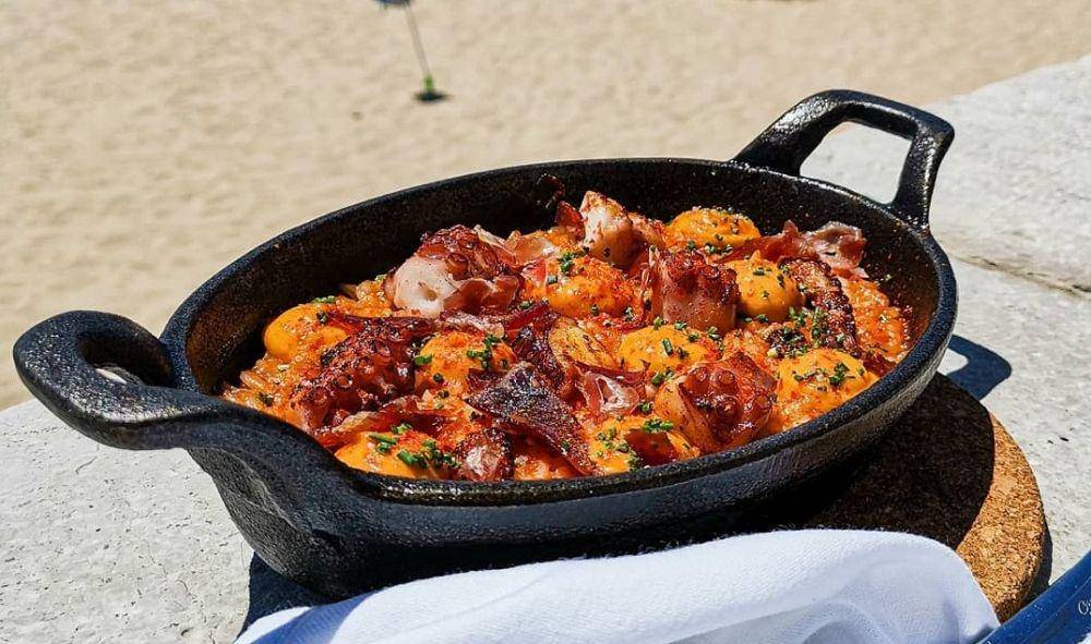 arroz a la tumbada (instagram.com/gastronautadf)
