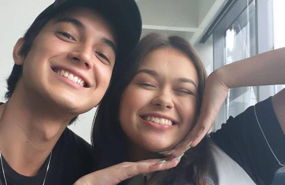 potret kebersamaan Junior Roberts dan Rebecca Klopper sebagai pemeran utama series Mozachiko (instagram.com/mozachikotheseriess)
