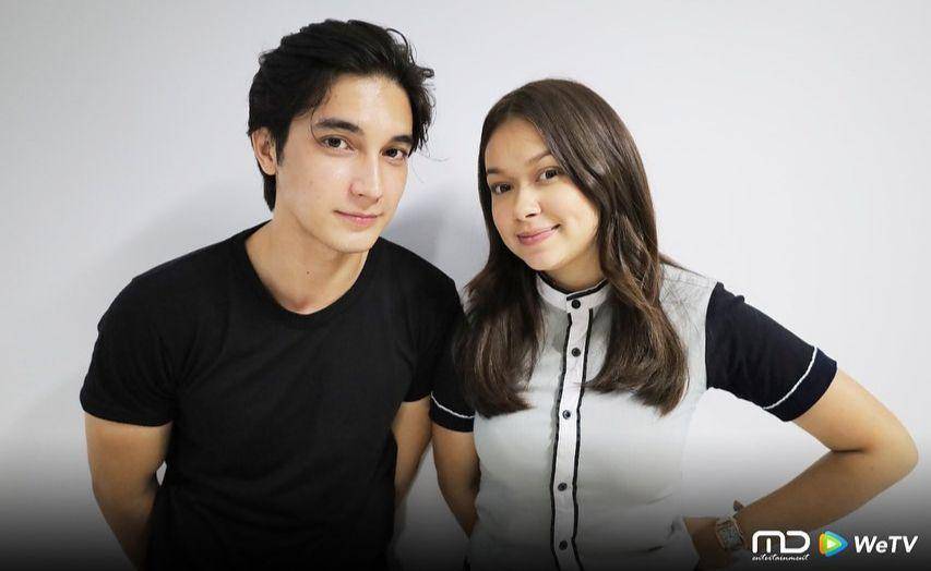 potret kebersamaan Junior Roberts dan Rebecca Klopper sebagai pemeran utama series Mozachiko (instagram.com/mozachiko.md)