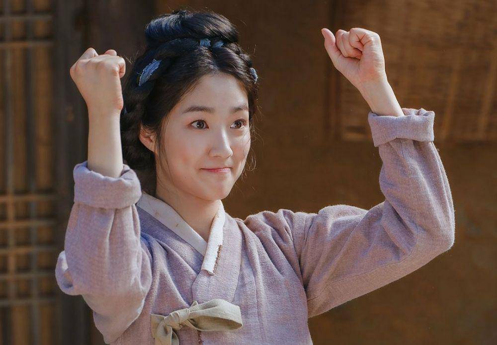 Kim Hye Yoon di Royal Secret Inspector Joy (instagram.com/tvn_drama)