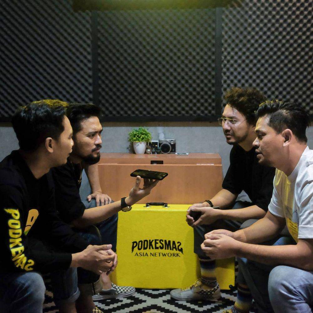 Imam Darto, Ananda Omesh, Angga Nggok, dan Surya Insomnia (instagram.com/angganggok)