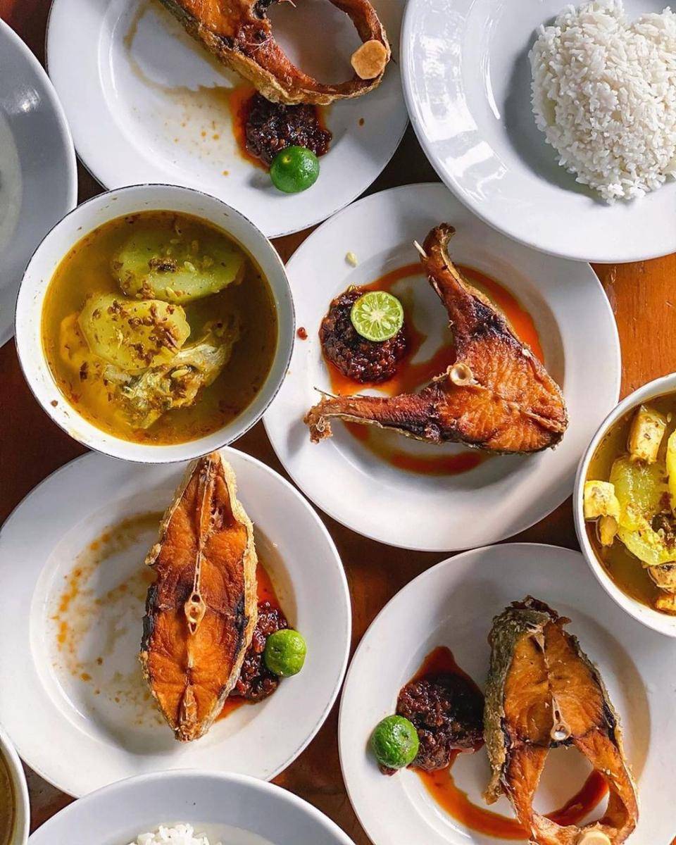 Warung Mak Beng (instagram.com/ajakmakan)
