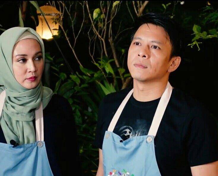potret Ariel dan Dina Lorenza (youtube.com/icip icip DinaKekeWindy)