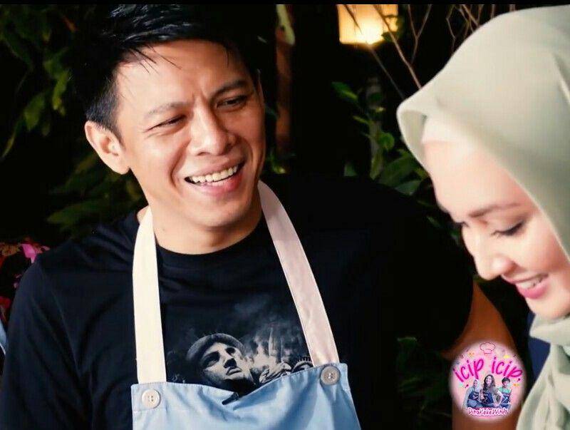 potret Ariel dan Dina Lorenza (dok. youtube.com/icip icip DinaKekeWindy)