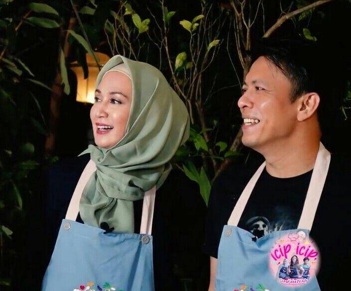 potret Ariel dan Dina Lorenza (youtube.com/icip icip DinaKekeWindy)