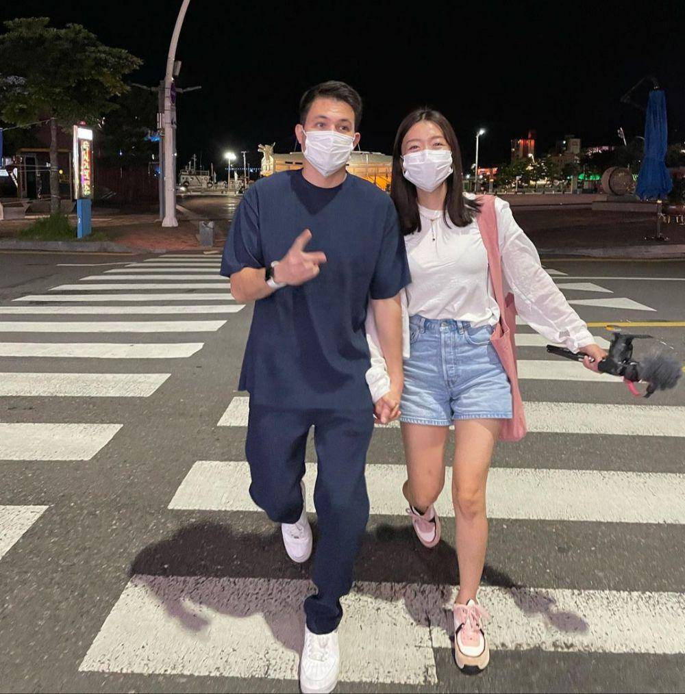 Sunny Dahye dan suami (instagram.com/chrisokano)