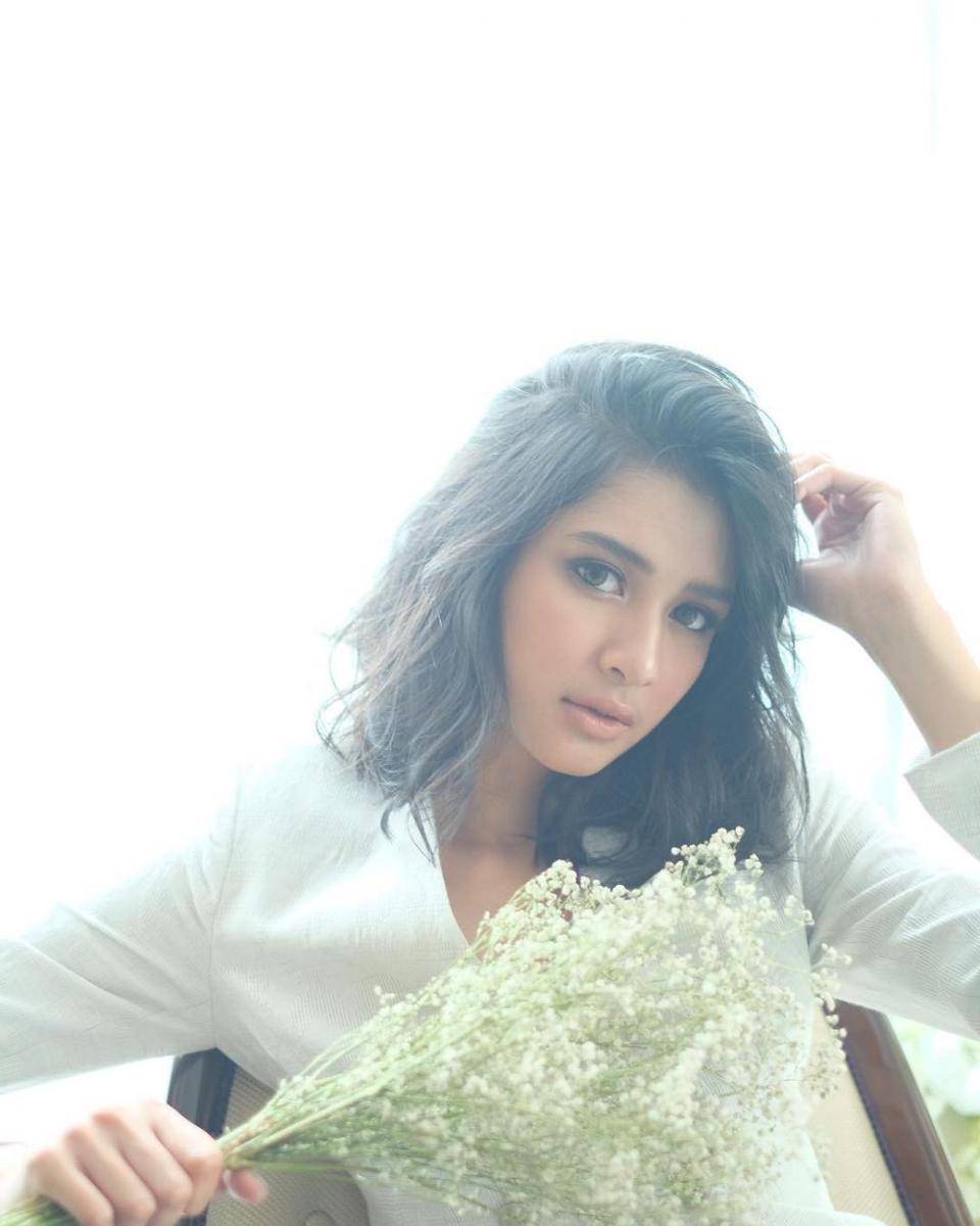 Mikha Tambayong (instagram.com/miktambayong/)