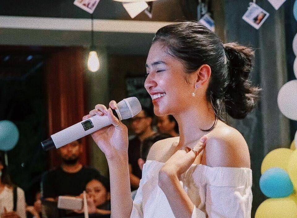 Mikha Tambayong (instagram.com/miktambayong/)