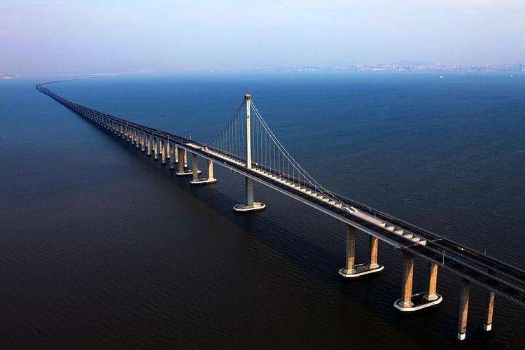 Jembatan Grand Danyang Kunshan (Instagram.com/flatearthclub)