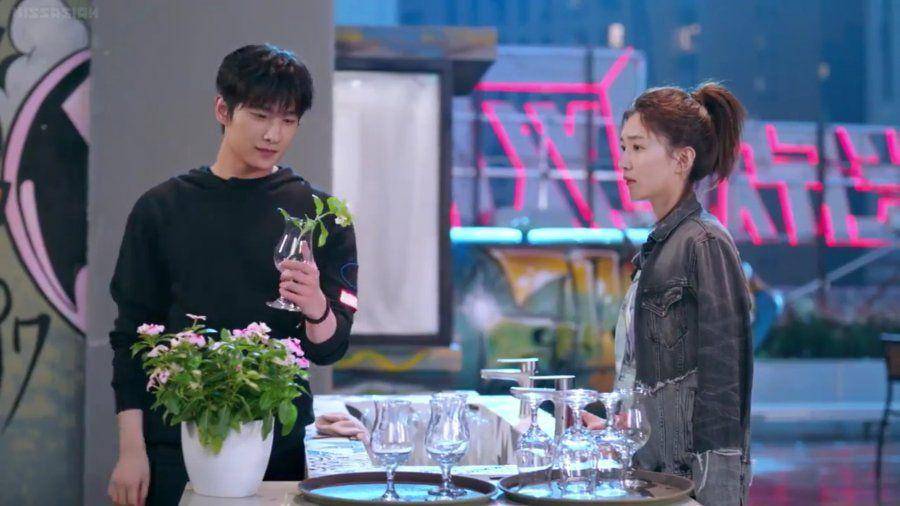 cuplikan drama China bertema esports yang berjudul The King's Avatar (dok. Tencent Video/The King's Avatar)