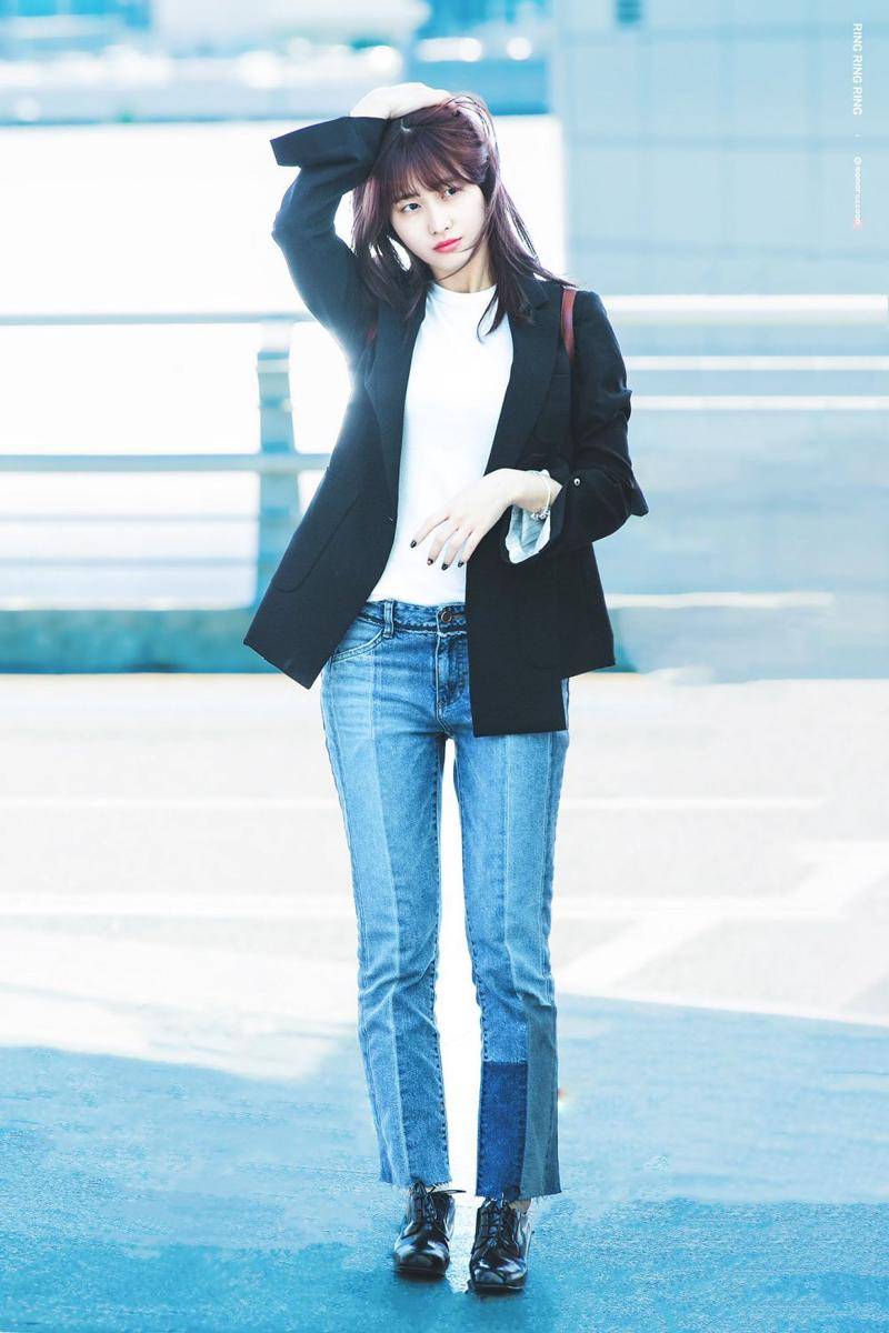 Celana jeans ala Momo Twice (twitter.com/Ringx3_)