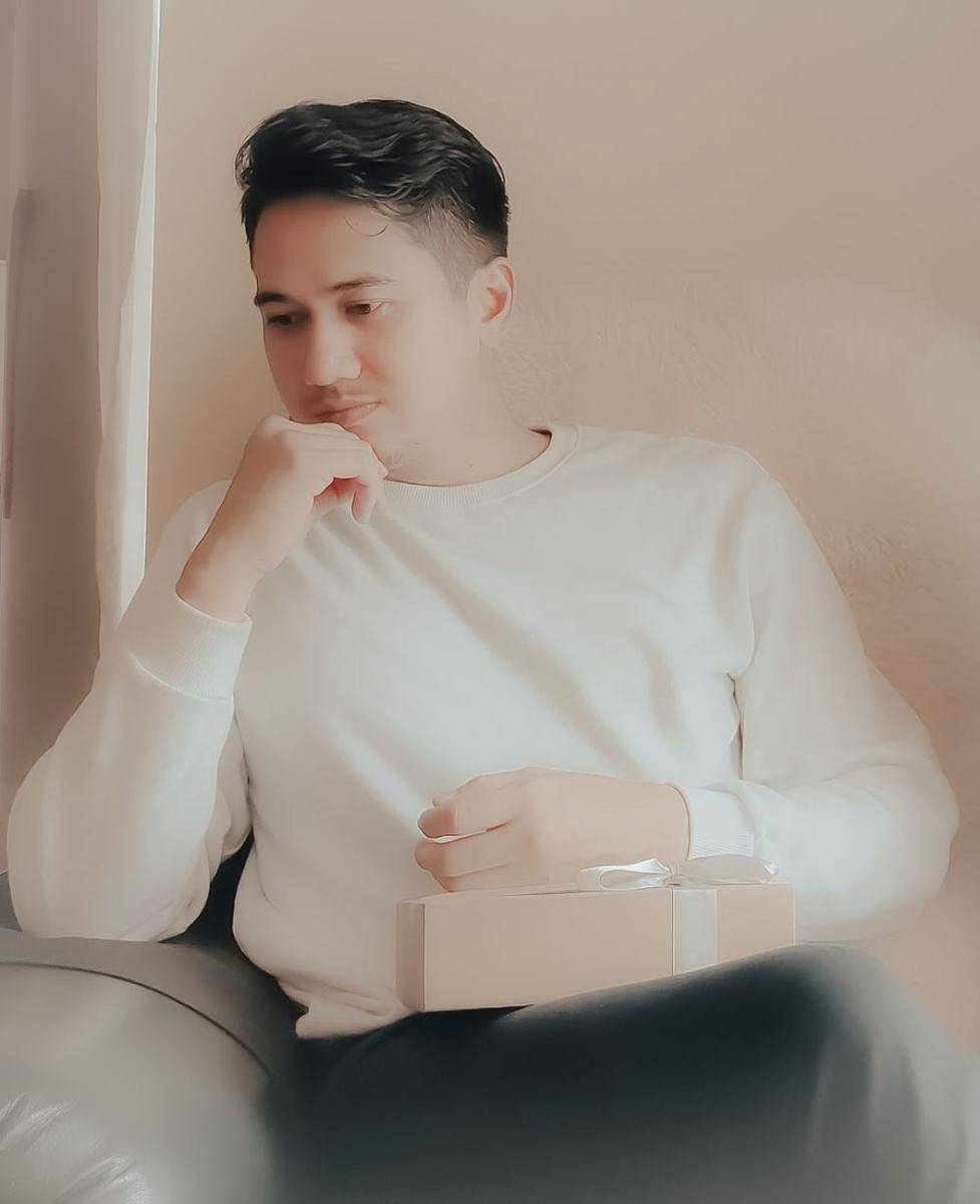 Rama Michael (instagram.com/rama_michael)