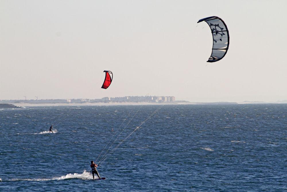 5 Cara Bermain Kitesurfing untuk Pemula, Butuh Konsentrasi Penuh