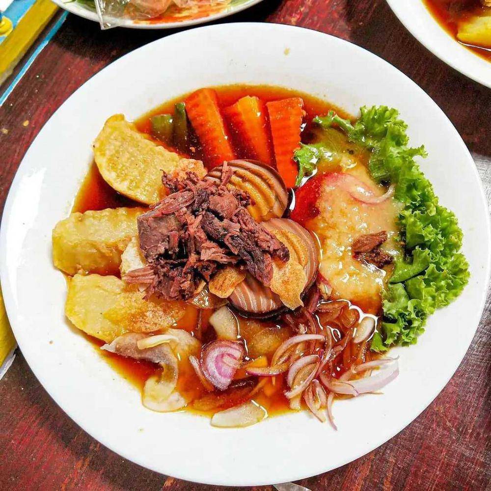 Selat Mbak Lies (instagram.com/nitip.solo)