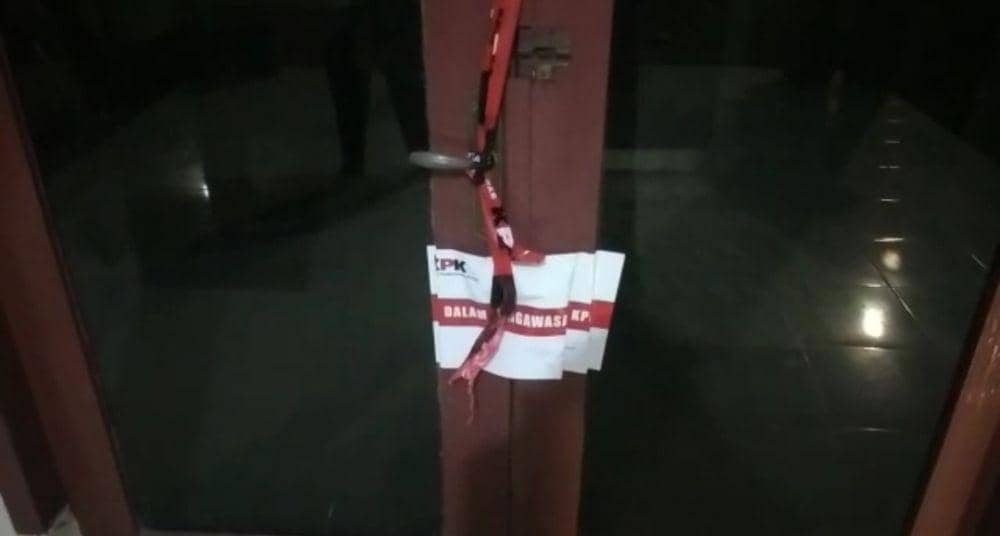 Dinas PUPR Muba disegel oleh KPK Pasca OTT di Jakarta (IDN Times/istimewa)