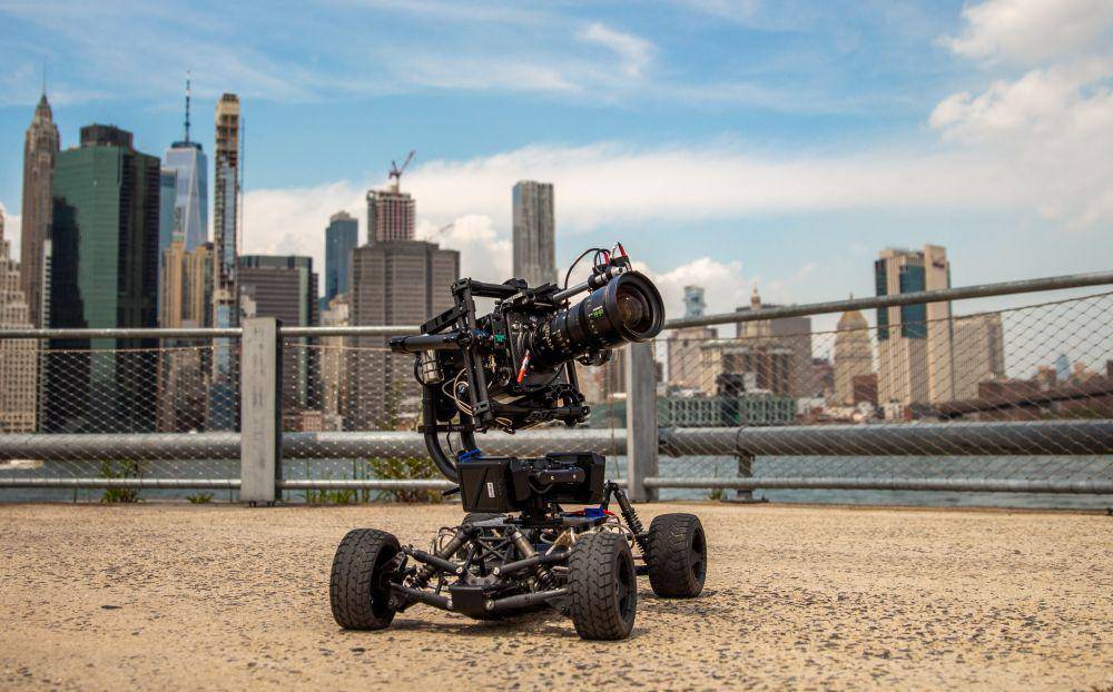 ilustrasi mobil remote control (robotvillage.tv)