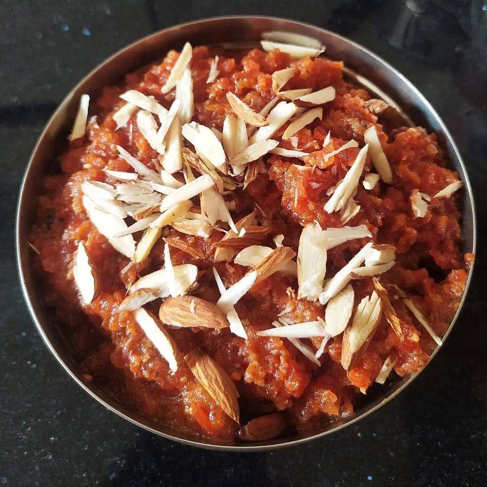 gajar ka halwa (instagram.com/invitingkitchen)
