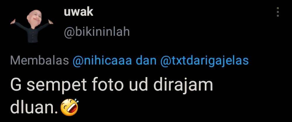 tweet lucu jika mengganggu emak-emak nonton (twitter.com/bikininlah/status)