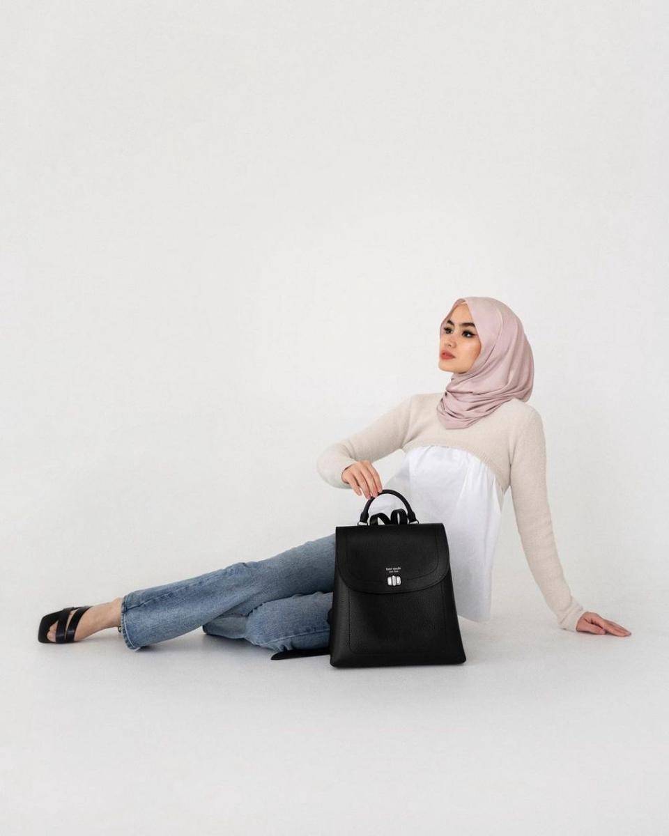 Atasan Rajut untuk Hijabers (instagram.com/sashfir)