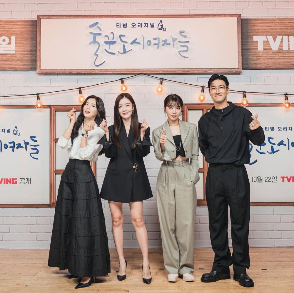Lee Sun Bin, Han Sun Hwa, Eunji Apink, Siwon Super Junior (instagram.com/tving.official)