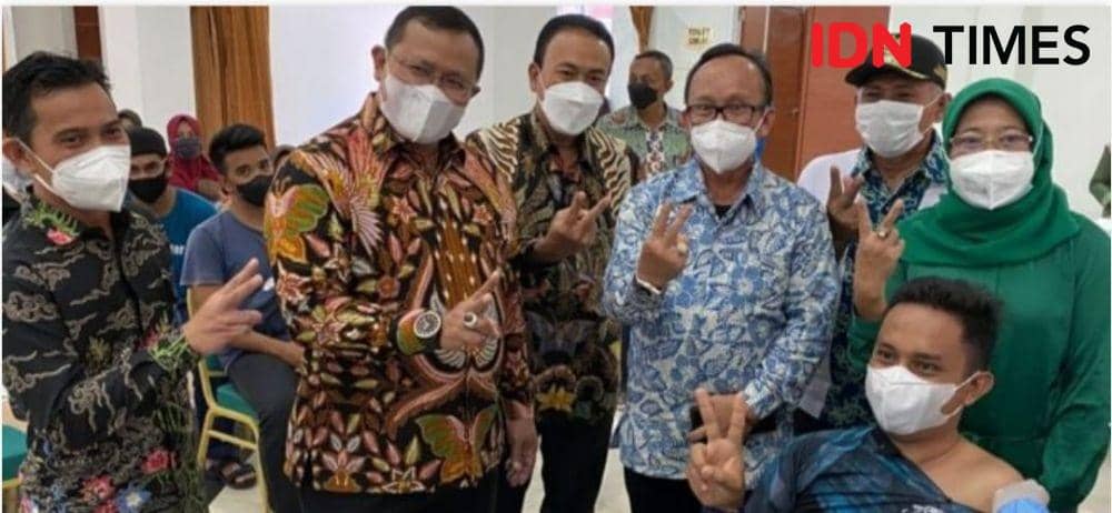 Vaksinasi virus COVID-19 di Balikpapan Kalimantan Timur (Kaltim). (IDN Times/Hilmansyah)