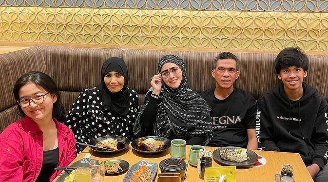 Rifky delta (Instagram.com/meggywulandari_real)