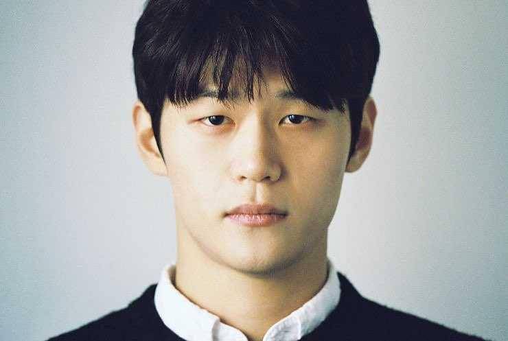 Lee Hak Joo (instagram.com/imcokecolour)
