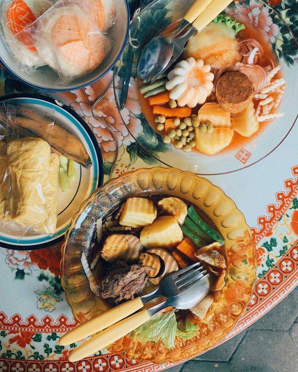 Selat mbak lies (instagram.com/eatfolks)
