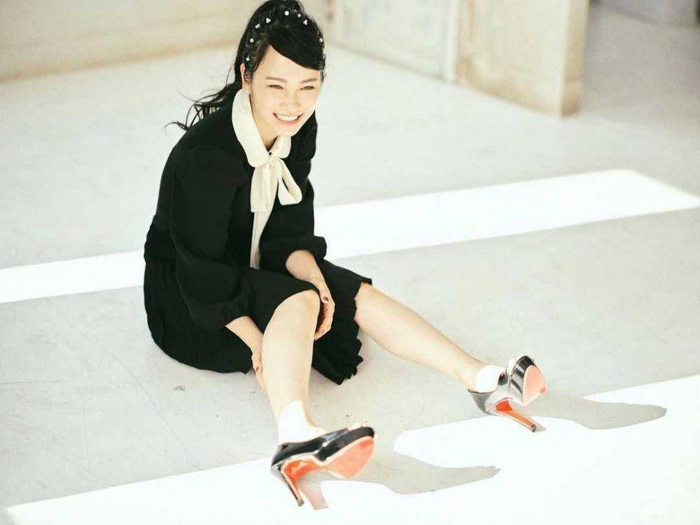 Rina Kawaei (instagram.com/rina_kawaei.official)