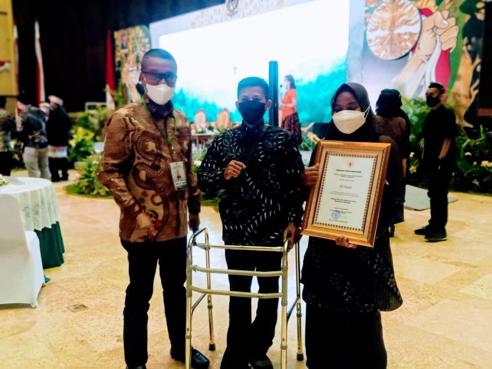 Ali Topan, Difabel dari Pinrang Peraih Kalpataru