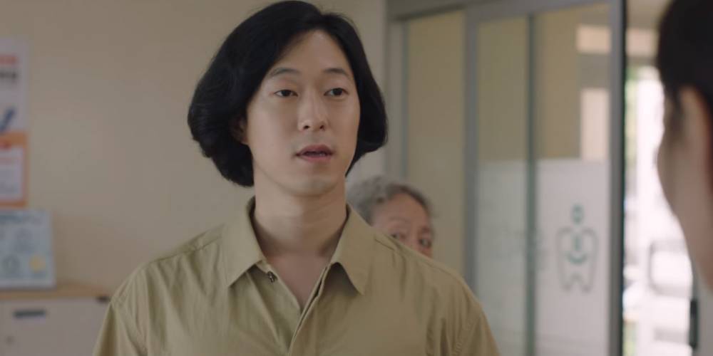 Lee Shi Hoon di Hometown Cha-Cha-Cha (dok. Netflix/Hometown Cha-Cha-Cha)
