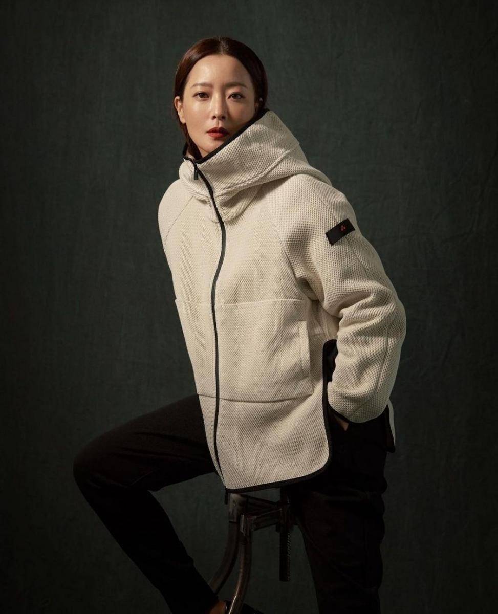 Kim Hee Seon (instagram.com/lovely.katie.k)